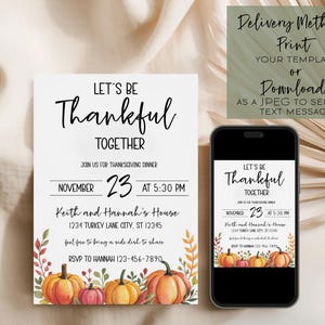 Peut inclure: Invitation de Thanksgiving avec le texte &laquo;&nbsp;Soyons reconnaissants ensemble&nbsp;&raquo;. L'invitation comprend la date, l'heure et le lieu. Un smartphone affiche la m&ecirc;me invitation. La conception pr&eacute;sente des citrouilles &agrave; l'aquarelle et du feuillage d'automne.