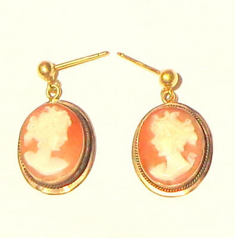 Victorian Cameo Earrings,Antique Cameos,Hand Carved Conch Shell,Antique Cameos,Cameo Jewellry,Victorian Earrings,OOAK