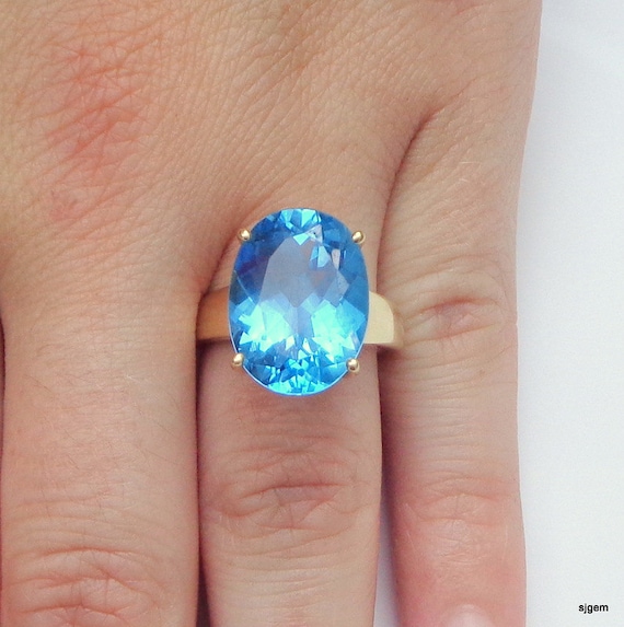 Sz 7.25, Huge Blue Topaz, Solid 10k Yellow Gold R… - image 2