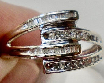 Size 7 1/2, Estate Diamond Ring, 1/7CTW Channel Set Diamonds, 10k White Gold, Pristine Condition