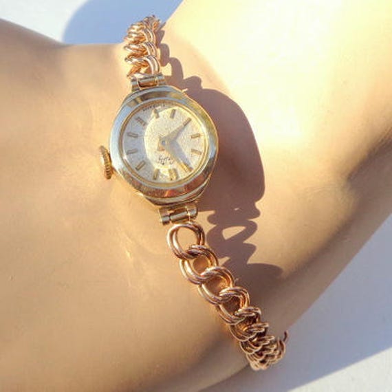 Ladies 9ct cheap gold watches
