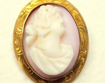 10k Gold Victorian Cameo, Antique, Hand Carved, High Relief, Baby Skin, Pink Conch Shell Cameo, Brooch/Pendent, Italian Cameo