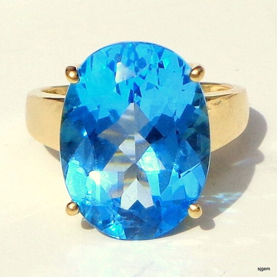 Sz 7.25, Huge Blue Topaz, Solid 10k Yellow Gold R… - image 1