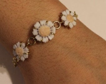 Carved Coral Shell Flowers, Gold Filled, Sterling Silver Bracelet, Beautiful Floral Design, Lady's Bracelet, Hand Carved Daisies