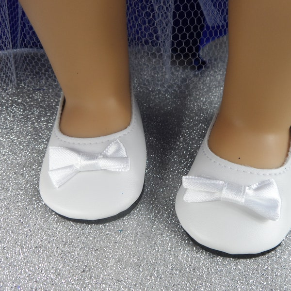 doll shoes, white shoes, shoes with bows, 18 inch doll shoes, fancy shoes, wedding shoes, Easter shoes for your 18inch or American Girl doll