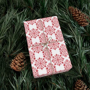 Gift Wrap Papers - Red Vintage Christmas Design, Holiday Gift Wrap, Festive Wrapping Paper, Xmas Gift Wrap, Retro Holiday Packaging