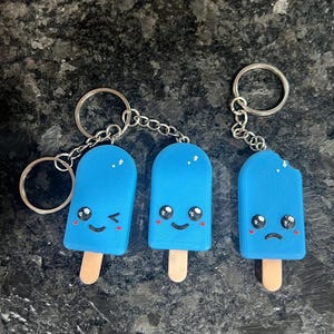 Llavero pop azul kawaii