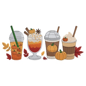 Pode incluir: Um design bordado com quatro bebidas com tema de outono: um latte com especiarias de abóbora, uma bebida em camadas com chantilly e duas bebidas geladas. Cada bebida é adornada com abóboras e folhagem de outono, em um fundo branco.