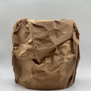 Maceta de papel arrugado: impresa en 3D con filamento PLA de madera al 30 %, disponible en varios tonos