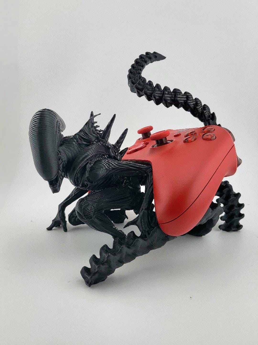Alien Controller Stand Xenomorph Gaming Holder Sci-fi Horror Desk ...