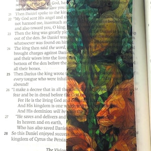 Bible Study Essentials Set -Transparent Stained Glass Design Bookmark -Clear Scripture Stickers - Heroine Stories for Book Lovers