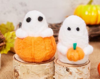 Handmade Felt Ghosts Cute ghost with Pumpkin Halloween decor ornament needle felt doll cute Halloween decorations gift Halloween Party Decor