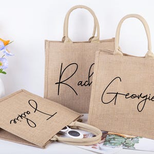 Personalized Tote Bag For Bridesmaid,Best Wedding Welcome Bag,Wedding Gifts for Her Beach Jute Gift,Bridesmaid Gifts Bags,Beach Burlap Tote