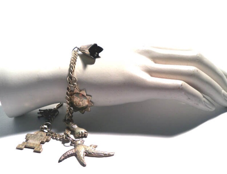 Vintage Mexican Silver 1950s Souvenir Charm Bracelet 7 Charms Aztec