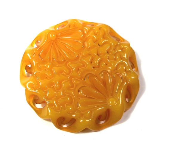 Huge 1940s Carved Butterscotch Bakelite Brooch, P… - image 1