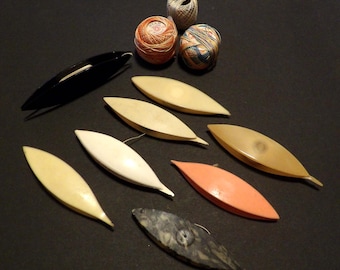 Nice Lot of Antique Lace Making Tools - Celluloid Sewing Tatting Shuttles - Lace Making Tatting Shuttles