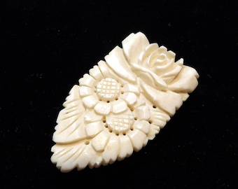 Early Vintage 1930s Celluloid Dress Clip with Floral Design