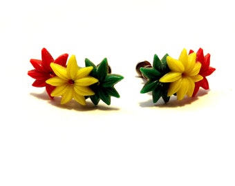 Vintage 1940s Colorful Flower Pin-Up Girl Celluloid Screwback Earrings