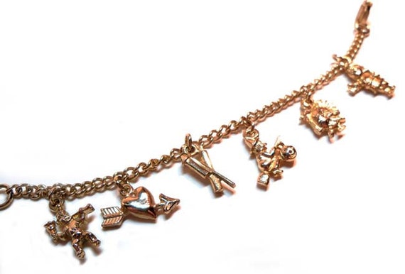 Vintage 1950s Charm Bracelet 6 Charms Holiday The… - image 2