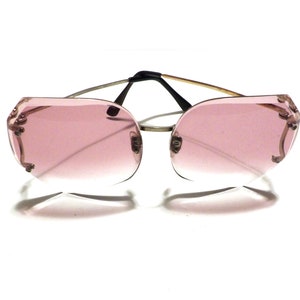 On Hold‐-----Authentic Vintage 80s pink Sunglasses 1980s Sun Glasses