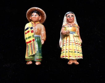 Rare CORO Fur Clip Vintage 1940s colorful Enamel Mexican Man & Woman Clips Senor and Senorita