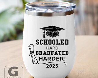 Senior 2025 afstuderen grappig SVG PNG vector clipart afdrukbare pdf print downloaden Cricut sublimatie dxf digitale laser print decor