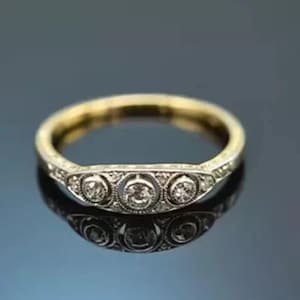 Minimalistischer Art Deco filigraner Ring, Runder Moissanit Diamant Vintage Stil Ring, 14K Gelbgold Ehering, zierlicher Edwardian Retro Ring