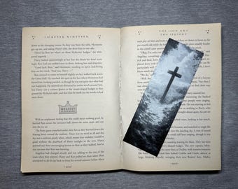 Cross Hueforge Bookmark