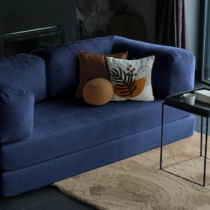 Folded into lounge mode, this closed teddy sofa bed adds warmth and softness to the room, perfect for relaxing evenings or movie marathons.