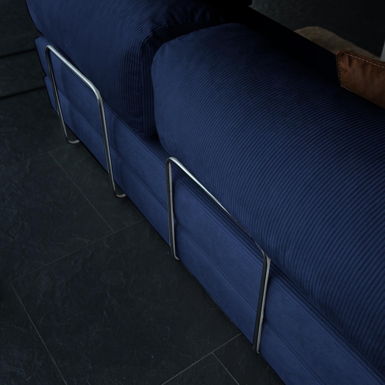 Plush teddy fabric wraps this structured foldable sofa, creating a seat that supports your back while offering softness and flexibility when opened.