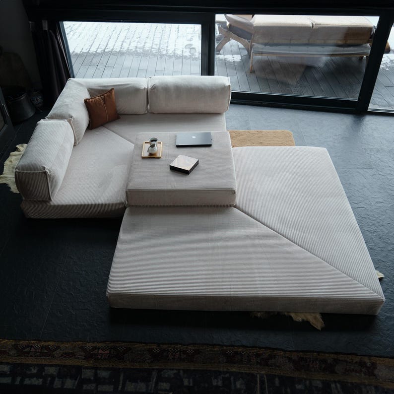 Bring teddy-level comfort to your livingroom with this velvet sleeper sofa. Its modular design lets you customize the layout, while the soft teddy fabric and washable covers provide convenience and everyday softness you’ll love.