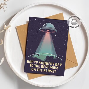 Fête des mères d'OVNI | Carte imprimable Meilleure maman de vaisseau spatial pour la fête des mères, carte extraterrestre extraterrestre extraterrestre pour maman PDF, amateur de science-fiction