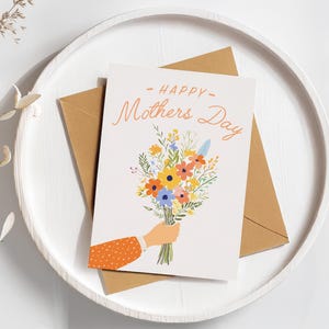 Unieke Moederdagkaart | Afdrukbare wenskaart voor moeder van dochter, van zoon | Boeketkunst lentebloemen | Stiefmoeders, MIL, Bonusmama's