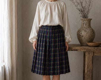 Vintage Ukrainian Skirt / Handwoven Folk Wrap Skirt / Slavic Clothing / Ethnic Wool Heritage Costume