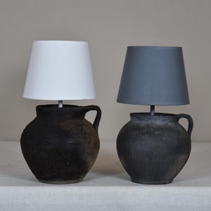 Lampa stołowa z ceramiki w stylu vintage / Lampa w glinianym garnku / Lampka nocna w stylu boho / Wyjątkowy wystrój domu