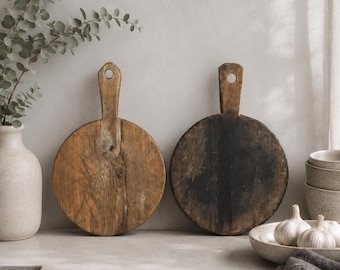 Vintage Wooden Cutting Board / Rustic Farmhouse Serving Tray