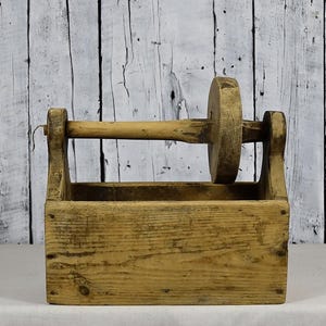 Antiek houten spinnewiel / Garenwolspinner / Handmatig vezelspinapparaat / Vintage draadwiel / Rustieke garenmaker