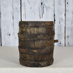 Vintage Wooden Barrel / Antique Small Barrel / Rustic Barrel Furniture / Farmhouse Barrel Storage / Rustic Farmhouse Décor