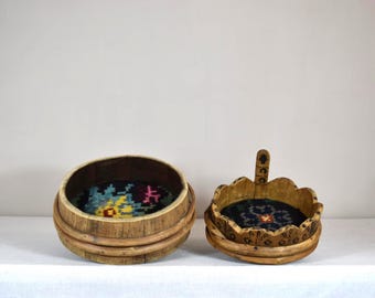 Vintage gesneden houten kom / primitief volkskunstdecor / Rustiek middelpunt van de boerderij