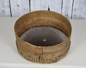 Antique Wooden Sieve / Vintage Flour Sifter / Rustic Farmhouse Kitchen Decor