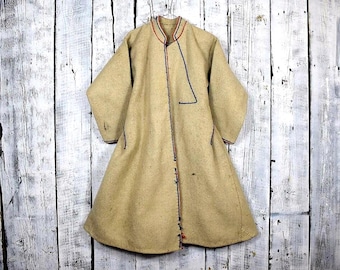 Vintage Wool Coat / Classic Warm Winter Overcoat / Retro Wool Jacket