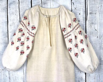 Vintage Ukrainian Vyshyvanka Blouse / Handmade Embroidered Shirt / Boho Dress