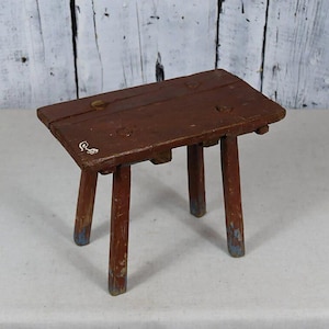 Tabouret en bois vintage/banc en bois rustique/petite table d'appoint en bois de ferme/banc en bois antique décoration intérieure extérieure