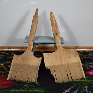 Antique Wooden Wool Comb / Vintage Fiber Processing Tool for Spinners