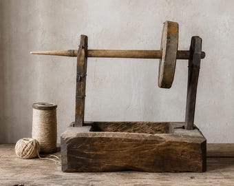 Antique Wooden Spinning Wheel, Rustic Cottage Decor