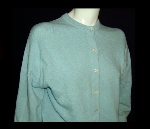 Medium ~  cashmere cardigan sweater ~ intarsia kn… - image 6