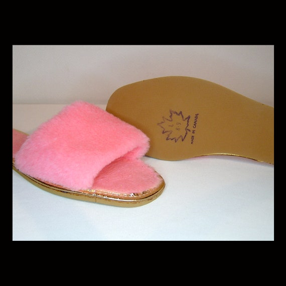 Size 8 - 9 ~ fluffy pink slippers ~ boudoir bedro… - image 5