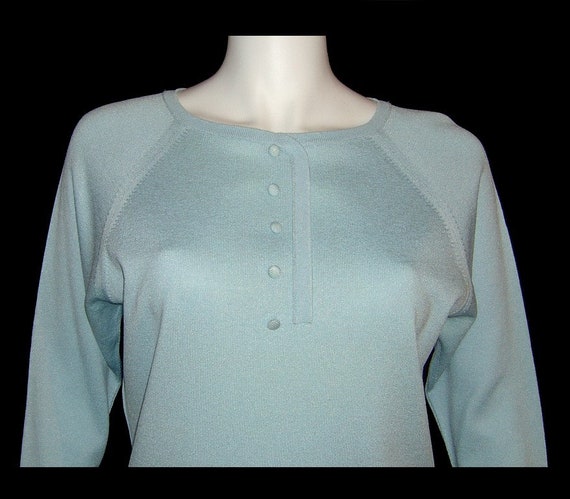 Medium ~ robins egg blue bombshell sweater ~ 50s … - image 4