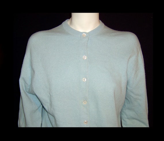 Medium ~  cashmere cardigan sweater ~ intarsia kn… - image 5