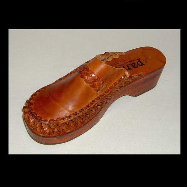 8 - sabots en cuir - chaussures compensées tressées en bois - Pamper Made in Brazil - mules larges